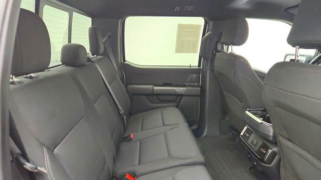 2022 Ford F-150 XLT 4WD SuperCrew 5.5' Box w/ Equipment 302A & 3.5L EcoBoost V6 - 22996787 - 21