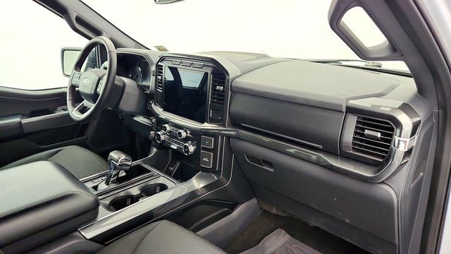 2022 Ford F-150 XLT 4WD SuperCrew 5.5' Box w/ Equipment 302A & 3.5L EcoBoost V6 - 22996787 - 23