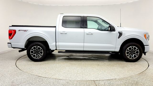 2022 Ford F-150 XLT 4WD SuperCrew 5.5' Box w/ Equipment 302A & 3.5L EcoBoost V6 - 22996787 - 3