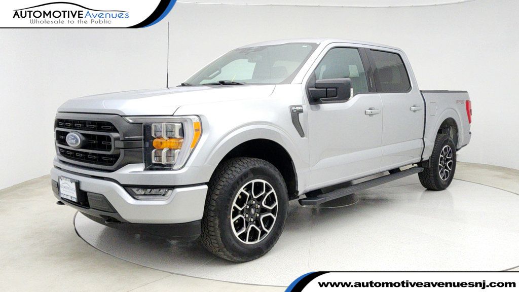 2022 Ford F-150 XLT 4WD SuperCrew 5.5' Box with Equipment 302A & 2.7L EcoBoost - 22941001 | Video 1