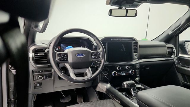 2022 Ford F-150 XLT 4WD SuperCrew 5.5' Box with Equipment 302A & 2.7L EcoBoost - 22941001 - 10