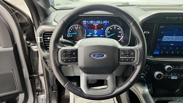 2022 Ford F-150 XLT 4WD SuperCrew 5.5' Box with Equipment 302A & 2.7L EcoBoost - 22941001 - 11