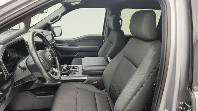 2022 Ford F-150 XLT 4WD SuperCrew 5.5' Box with Equipment 302A & 2.7L EcoBoost - 22941001 - 16