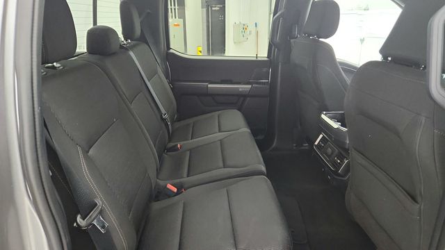2022 Ford F-150 XLT 4WD SuperCrew 5.5' Box with Equipment 302A & 2.7L EcoBoost - 22941001 - 18