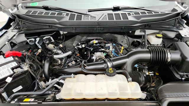2022 Ford F-150 XLT 4WD SuperCrew 5.5' Box with Equipment 302A & 2.7L EcoBoost - 22941001 - 21