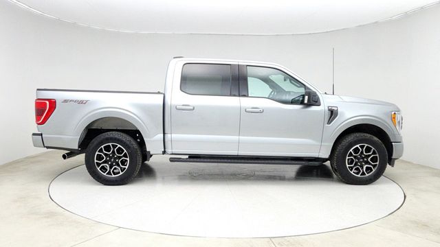 2022 Ford F-150 XLT 4WD SuperCrew 5.5' Box with Equipment 302A & 2.7L EcoBoost - 22941001 - 3
