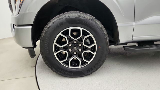 2022 Ford F-150 XLT 4WD SuperCrew 5.5' Box with Equipment 302A & 2.7L EcoBoost - 22941001 - 8