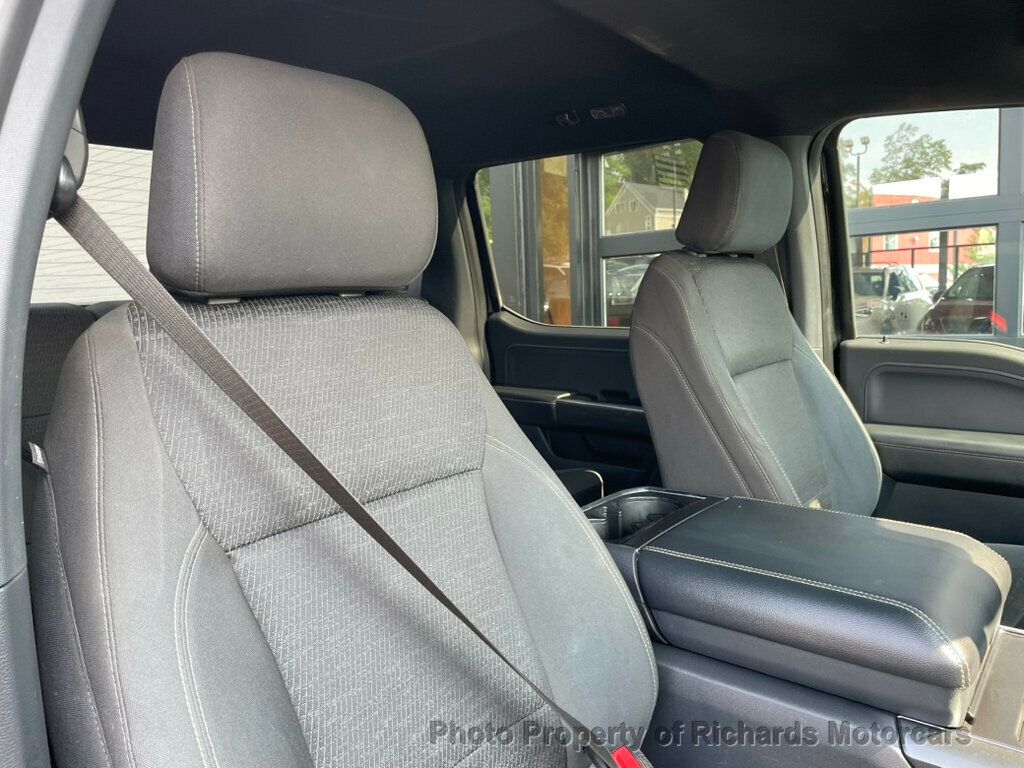 2022 Ford F-150 XLT photo 24