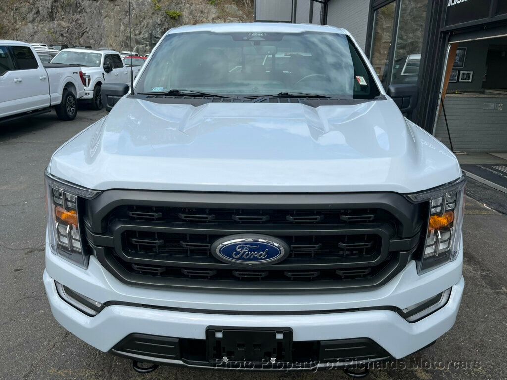2022 Ford F-150 XLT photo 10