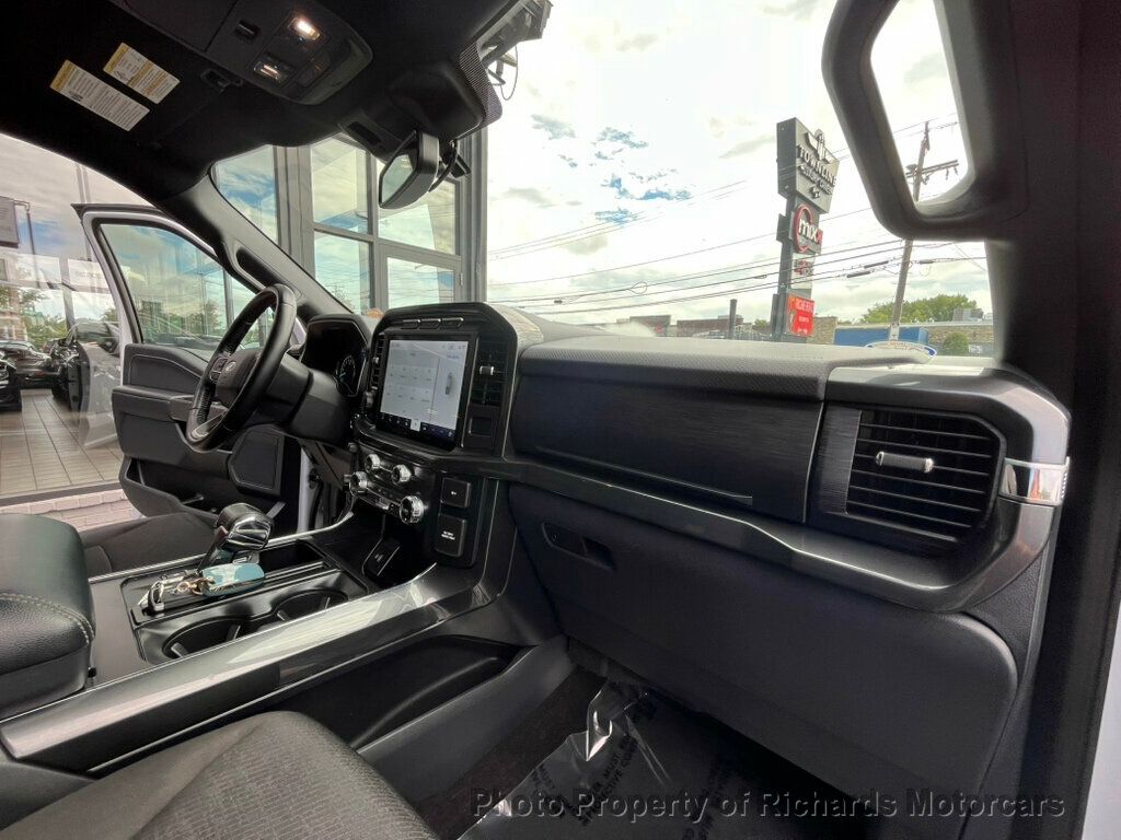 2022 Ford F-150 XLT photo 18