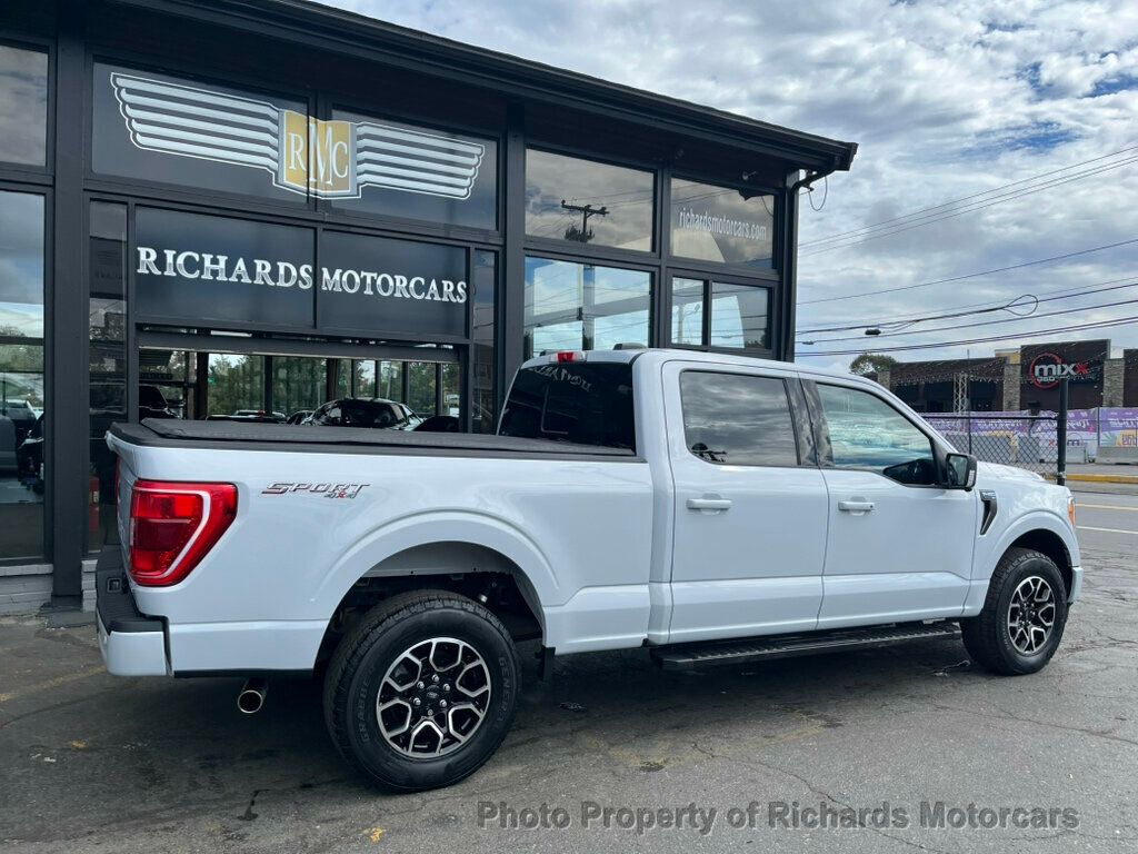 2022 Ford F-150 XLT photo 2