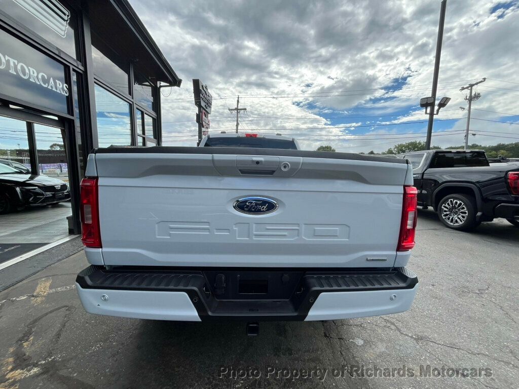 2022 Ford F-150 XLT photo 4