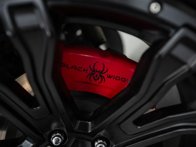 2022 Ford F-150 XLT 4WD SuperCrew Black Widow - 22968910 - 13