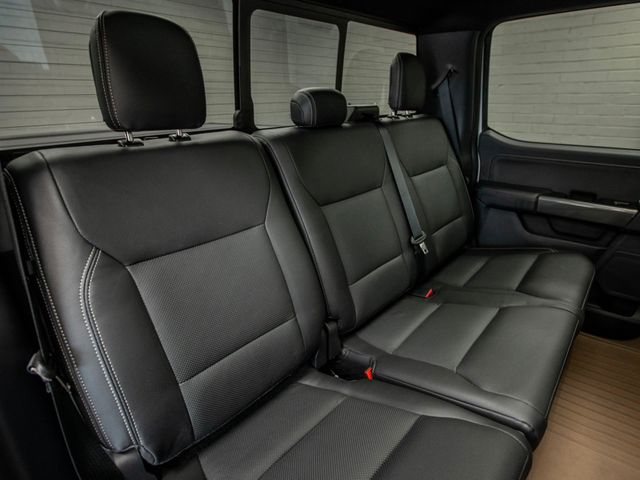 2022 Ford F-150 XLT 4WD SuperCrew Black Widow - 22968910 - 35