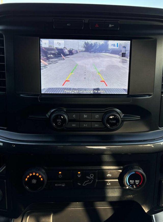 2022 Ford F-150 XLT 4x2 4dr SuperCrew 5.5 ft. SB - 22637763 - 17