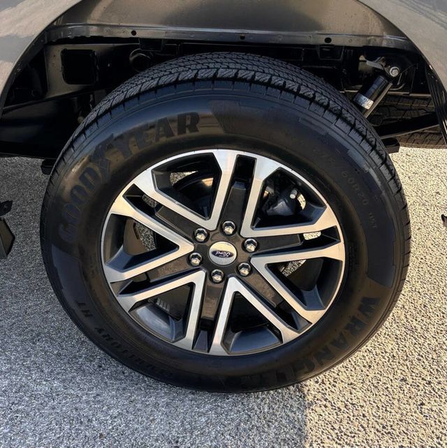 2022 Ford F-150 XLT 4x2 4dr SuperCrew 5.5 ft. SB - 22637763 - 22