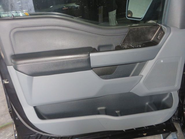 2022 Ford F-150 XLT SUPERCREW EXTRA  CLEAN 1OWNER 4X4 BLACK BEAUTY  - 23023592 - 17