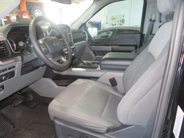 2022 Ford F-150 XLT SUPERCREW EXTRA  CLEAN 1OWNER 4X4 BLACK BEAUTY  - 23023592 - 19