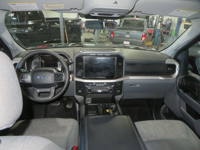 2022 Ford F-150 XLT SUPERCREW EXTRA  CLEAN 1OWNER 4X4 BLACK BEAUTY  - 23023592 - 37