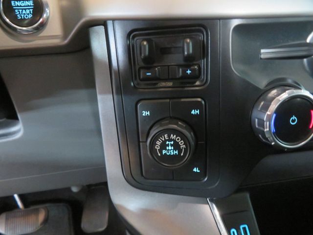 2022 Ford F-150 XLT SUPERCREW EXTRA  CLEAN 1OWNER 4X4 BLACK BEAUTY  - 23023592 - 38