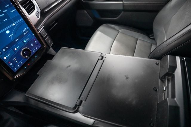 2022 Ford F-150 Lightning LARIAT 4WD SuperCrew 5.5' Box - 23084034 - 10