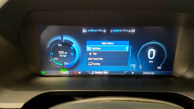 2022 Ford F-150 Lightning LARIAT 4WD SuperCrew 5.5' Box w/ Co-Pilot360 Active 2.0 - 22998254 - 13