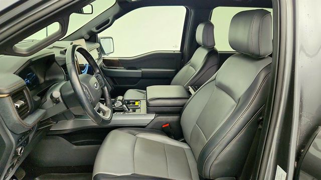 2022 Ford F-150 Lightning LARIAT 4WD SuperCrew 5.5' Box w/ Co-Pilot360 Active 2.0 - 22998254 - 17