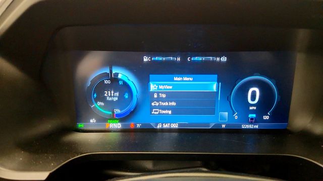 2022 Ford F-150 Lightning LARIAT 4WD SuperCrew 5.5' Box w/ Co-Pilot360 Active 2.0 - 23035695 - 13