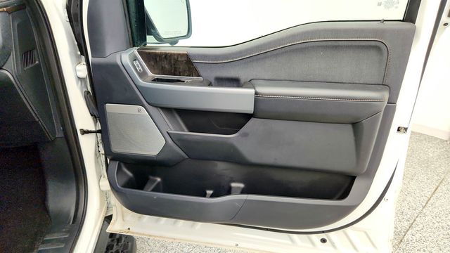 2022 Ford F-150 Lightning LARIAT 4WD SuperCrew 5.5' Box w/ Co-Pilot360 Active 2.0 - 23035695 - 25