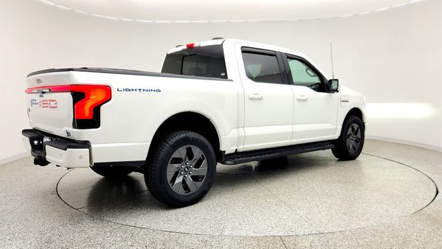 2022 Ford F-150 Lightning LARIAT 4WD SuperCrew 5.5' Box w/ Co-Pilot360 Active 2.0 - 23035695 - 4