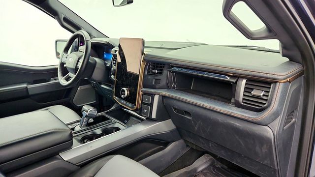 2022 Ford F-150 Lightning LARIAT 4WD SuperCrew 5.5' Box w/ Equipment 511A (320 mile-range) - 22973257 - 22