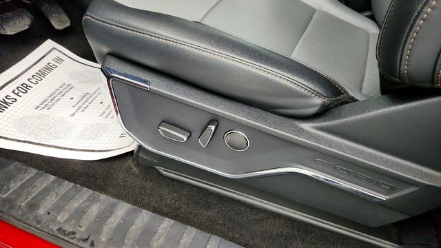 2022 Ford F-150 Lightning LARIAT 4WD SuperCrew 5.5' Box with Retractable Tonneau Box Cover - 22953594 - 10