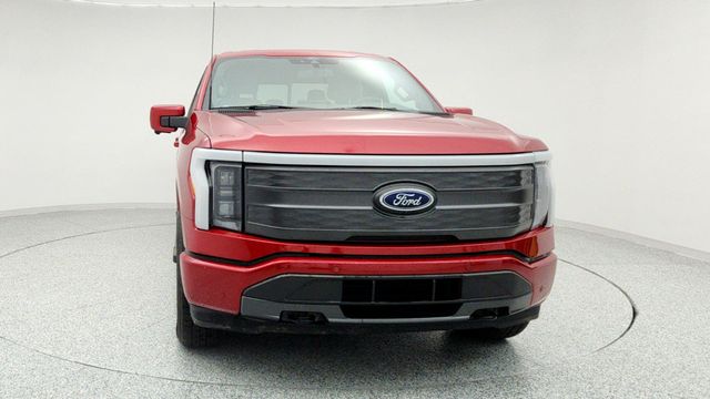 2022 Ford F-150 Lightning LARIAT 4WD SuperCrew 5.5' Box with Retractable Tonneau Box Cover - 22953594 - 1