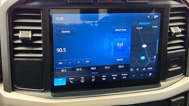 2022 Ford F-150 Lightning Pro 4WD SuperCrew 5.5' Box - 23019091 - 17