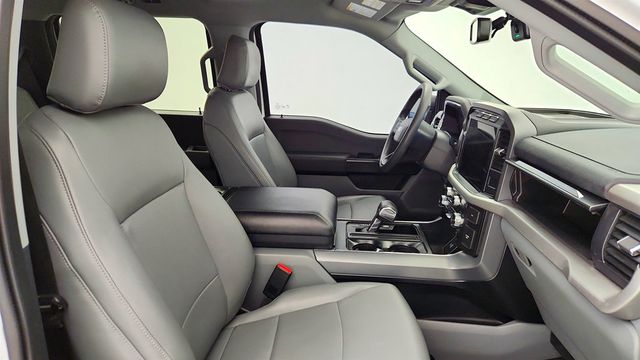 2022 Ford F-150 Lightning Pro 4WD SuperCrew 5.5' Box - 23019091 - 23