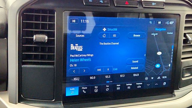 2022 Ford F-150 Lightning XLT 4WD SuperCrew 5.5' Box - 22960743 - 17