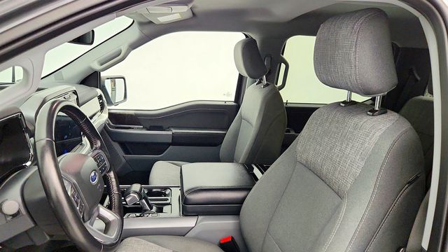 2022 Ford F-150 Lightning XLT 4WD SuperCrew 5.5' Box - 22960743 - 19