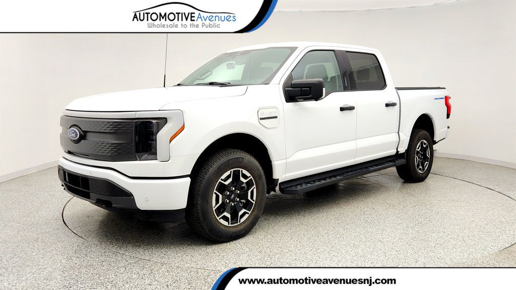2022 Ford F-150 Lightning XLT 4WD SuperCrew 5.5' Box - 23022925 | Video 1