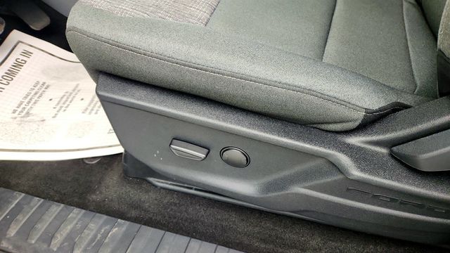 2022 Ford F-150 Lightning XLT 4WD SuperCrew 5.5' Box - 23022925 - 10