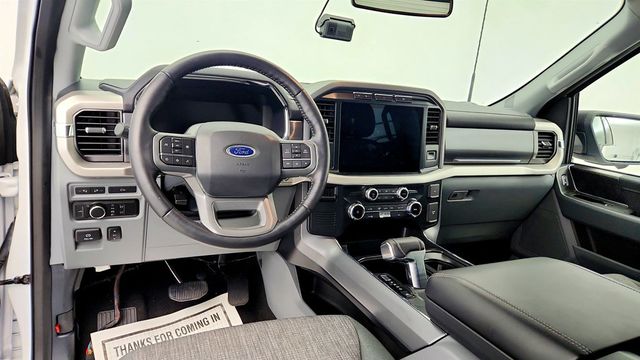 2022 Ford F-150 Lightning XLT 4WD SuperCrew 5.5' Box - 23022925 - 11