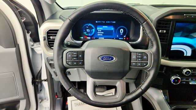 2022 Ford F-150 Lightning XLT 4WD SuperCrew 5.5' Box - 23022925 - 12