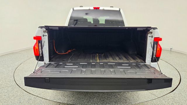 2022 Ford F-150 Lightning XLT 4WD SuperCrew 5.5' Box - 23022925 - 22