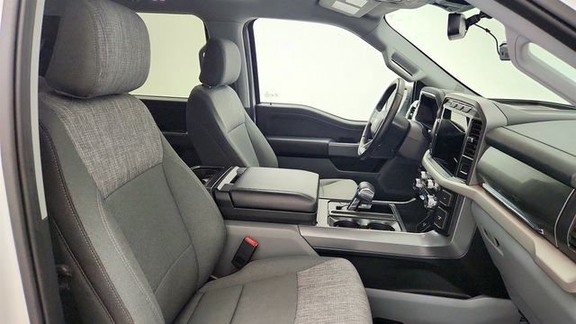 2022 Ford F-150 Lightning XLT 4WD SuperCrew 5.5' Box - 23022925 - 24