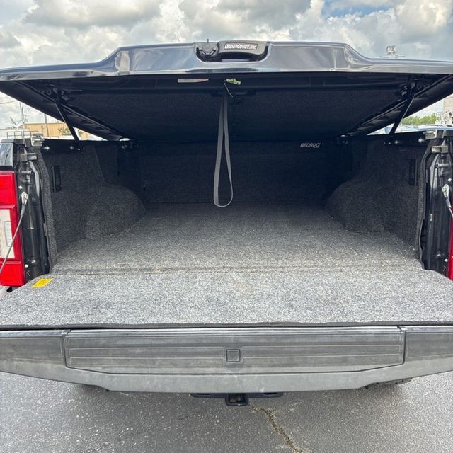 2022 Ford F-250SD Lariat - 23031665 - 24