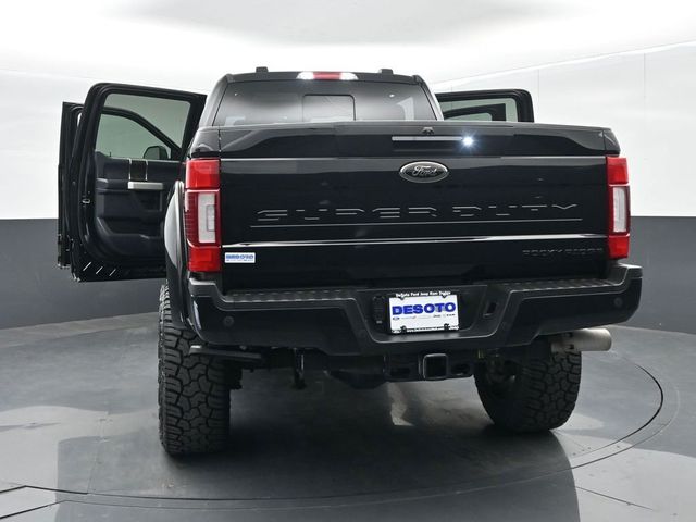 2022 Ford F-250SD Lariat - 23058392 - 14