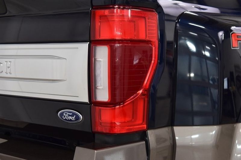 2022 Ford F-350 photo 18