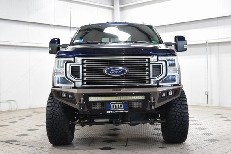 2022 Ford F-350 photo 2