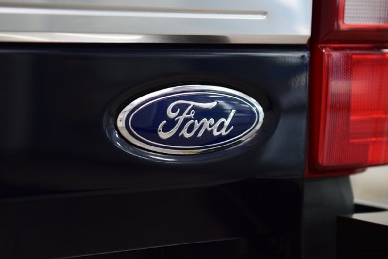 2022 Ford F-350 photo 20
