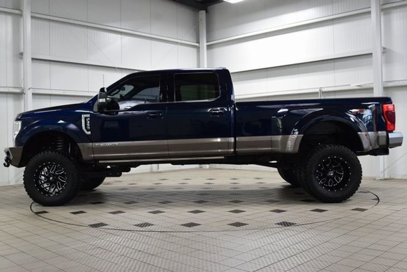 2022 Ford F-350 photo 4