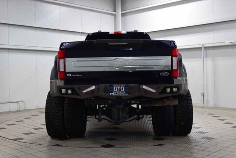 2022 Ford F-350 photo 6